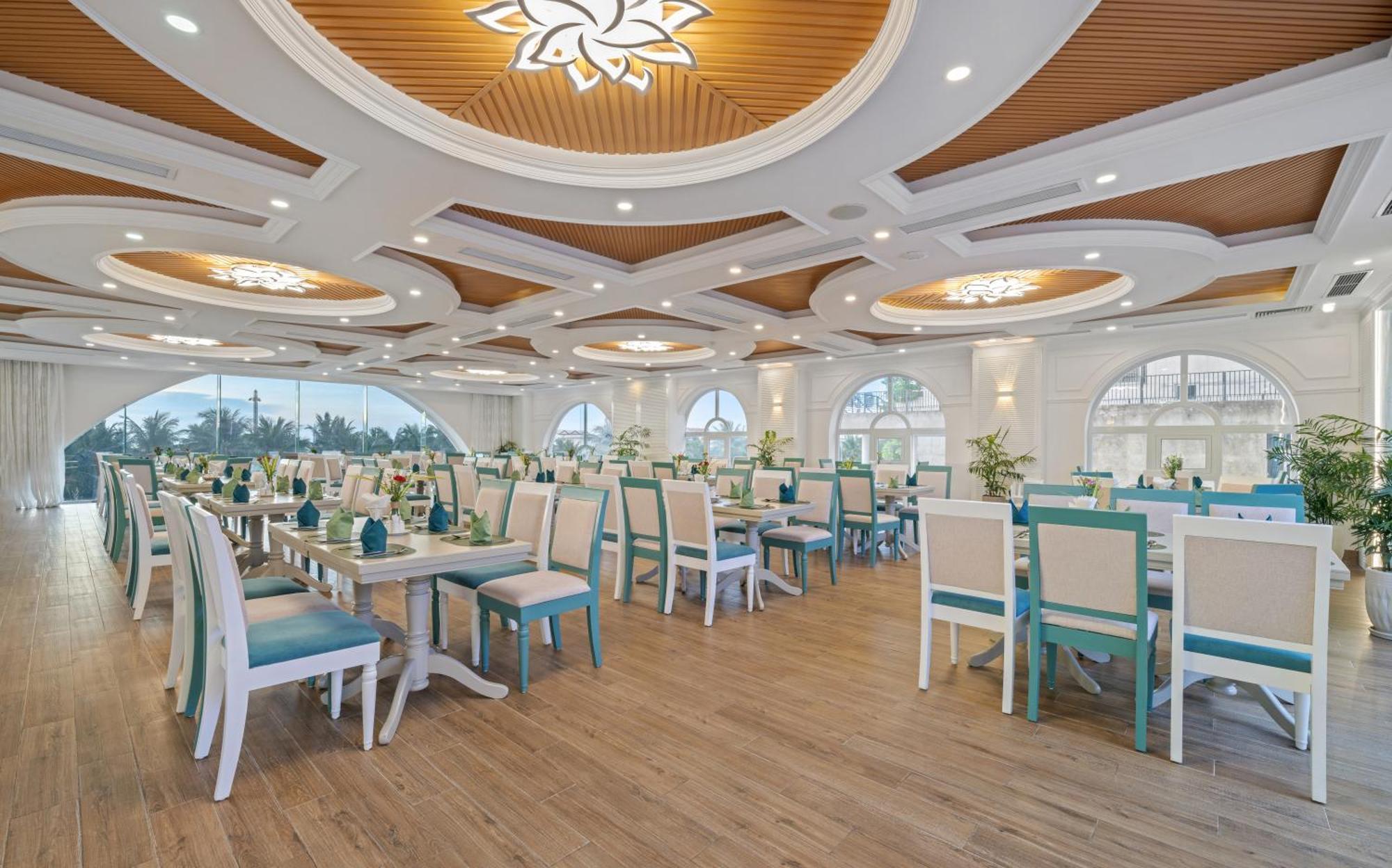 Paracel Beach Hotel Дананг Екстер'єр фото